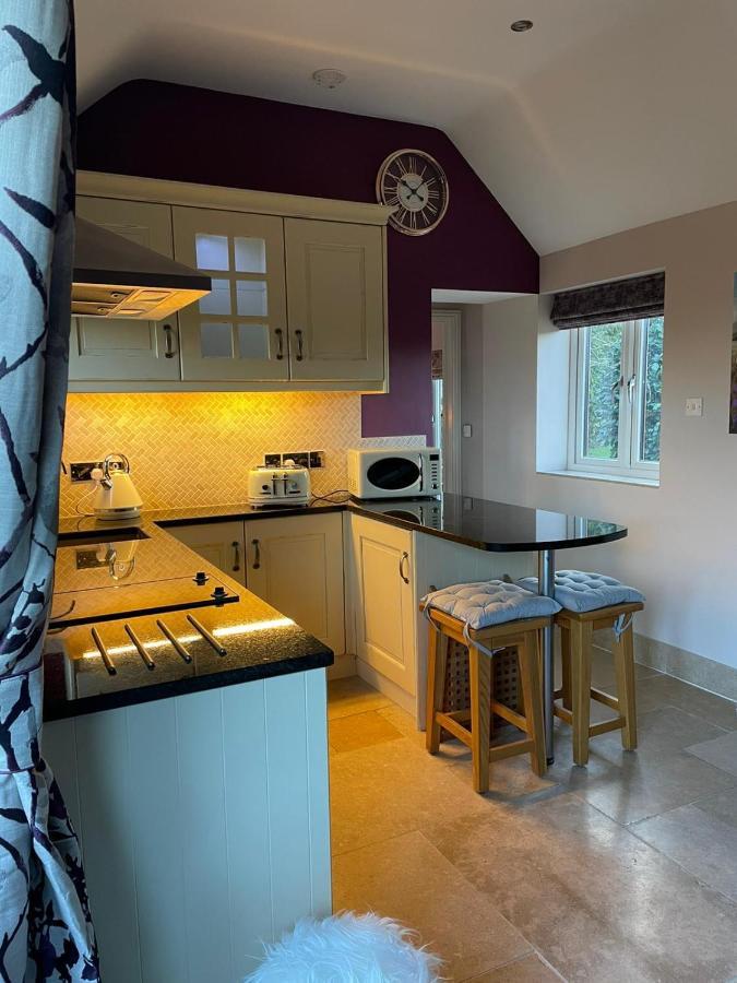 Wisteria Cottage - Hillside Holiday Cottages, Cotswolds Warmington Exterior photo